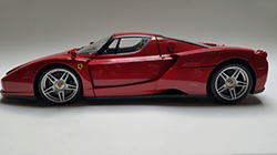 Ferrari Enzo - Tamiya - 1/12 - Réf : 23205