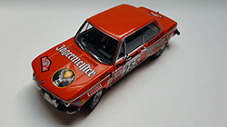BMW 2002 - Auto Art - 1/18 - Réf : 87345