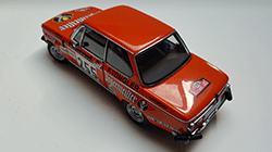 BMW 2002 - Auto Art - 1/18 - Réf : 87345