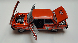 BMW 2002 - Auto Art - 1/18 - Réf : 87345