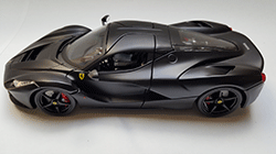 Ferrari LaFerrari - Burago Signature Séries - 1/18 - Réf : BU 16901 BK